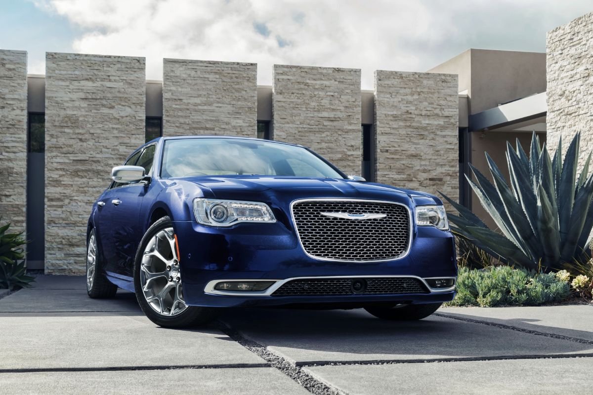 chrysler 300 price 