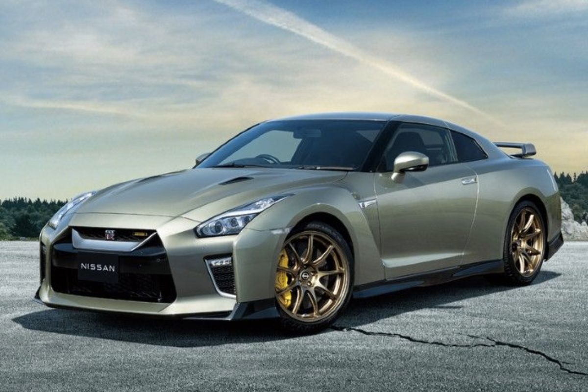 Nissan GT-R