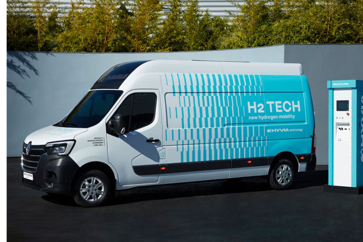 New Renault Master Unveiled: A Sleeker, More Fuel-Efficient Van