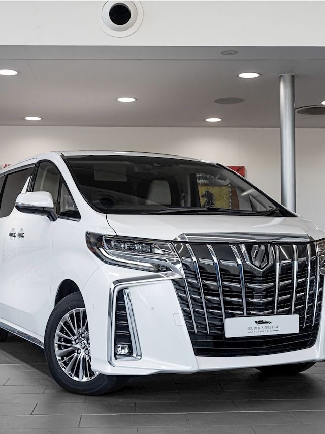 Toyota Alphard Price in India, Mileage, Specs And Auto facts - Autohexa