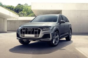 Read more about the article Audi Q7 Price in India, Mileage, Colours, Specs and More