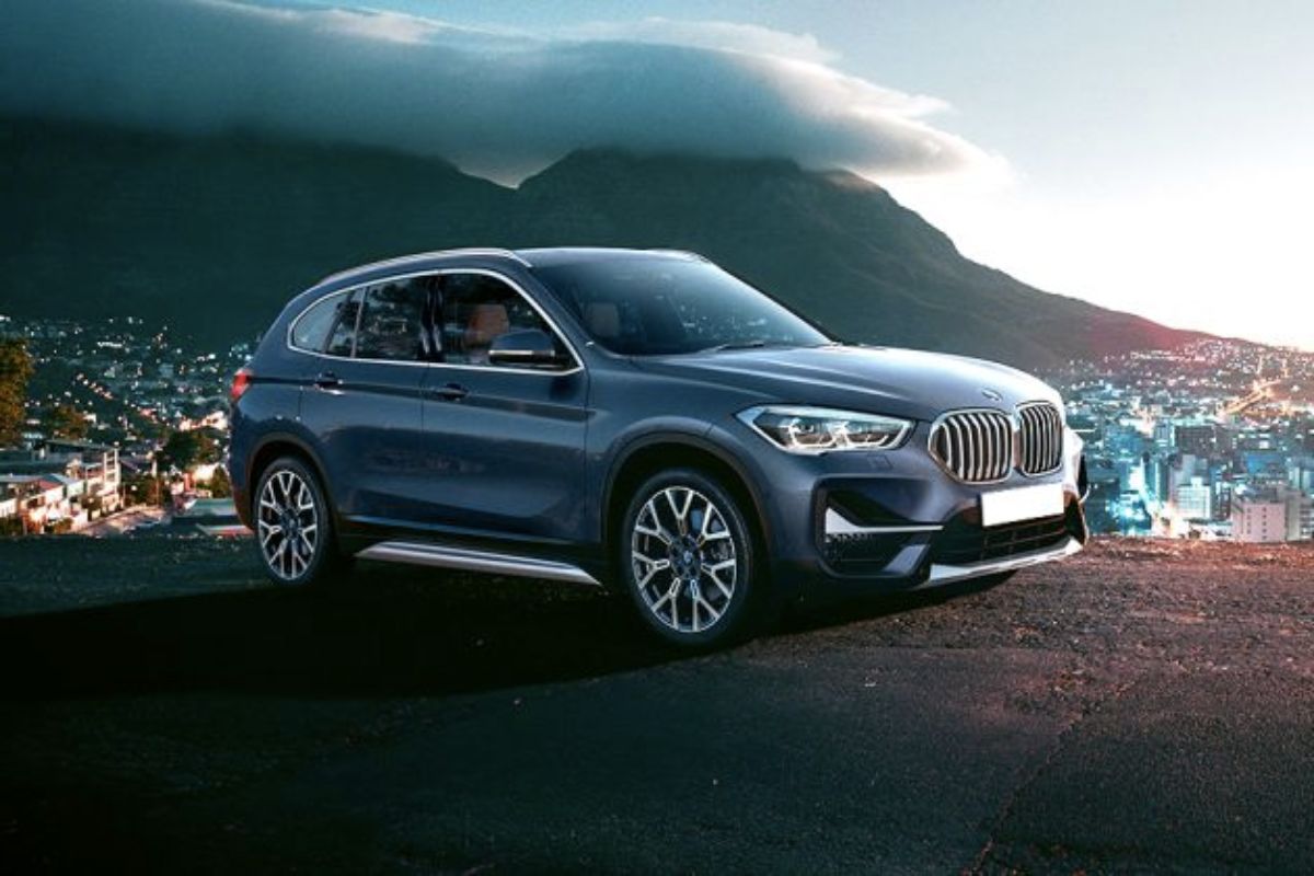 BMW×1