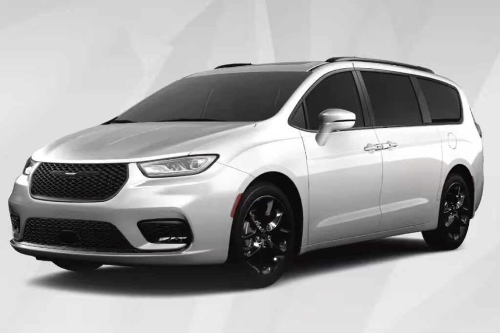 2023 Chrysler Pacifica Price in India, Colours, Mileage, Topspeed