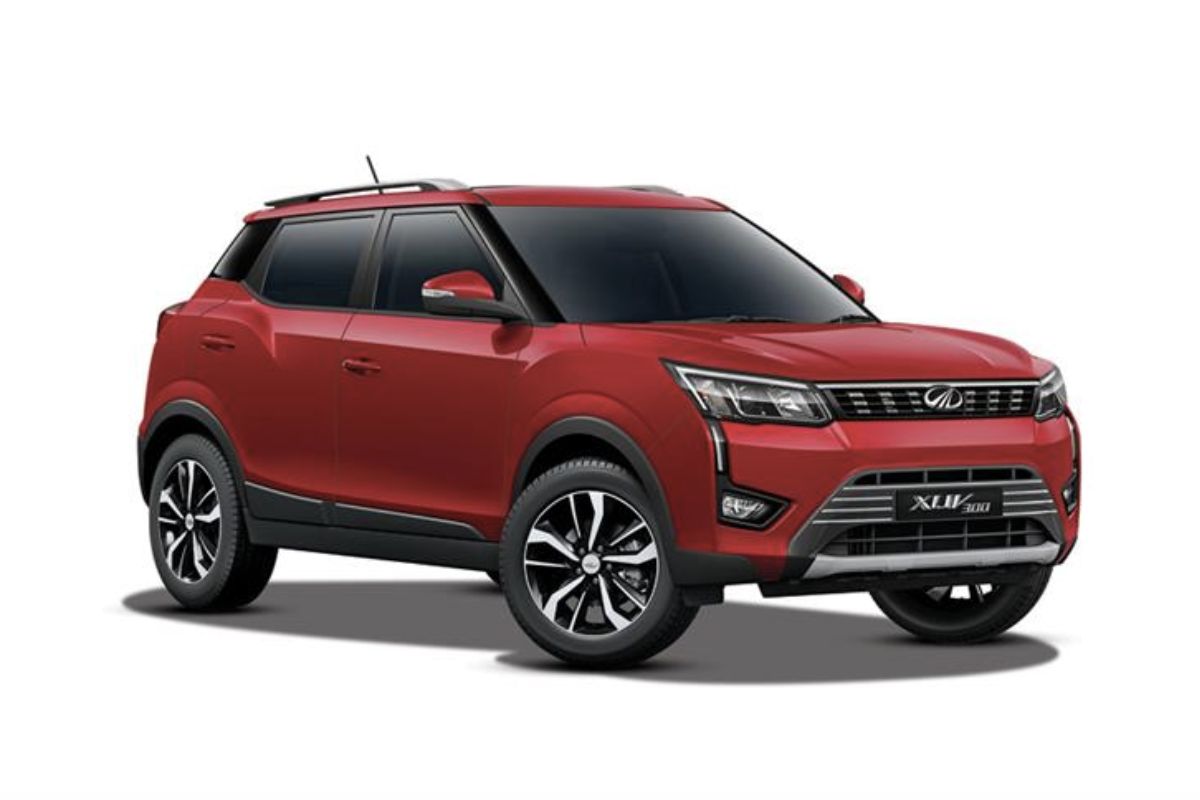 マヒンドラ XUV300 