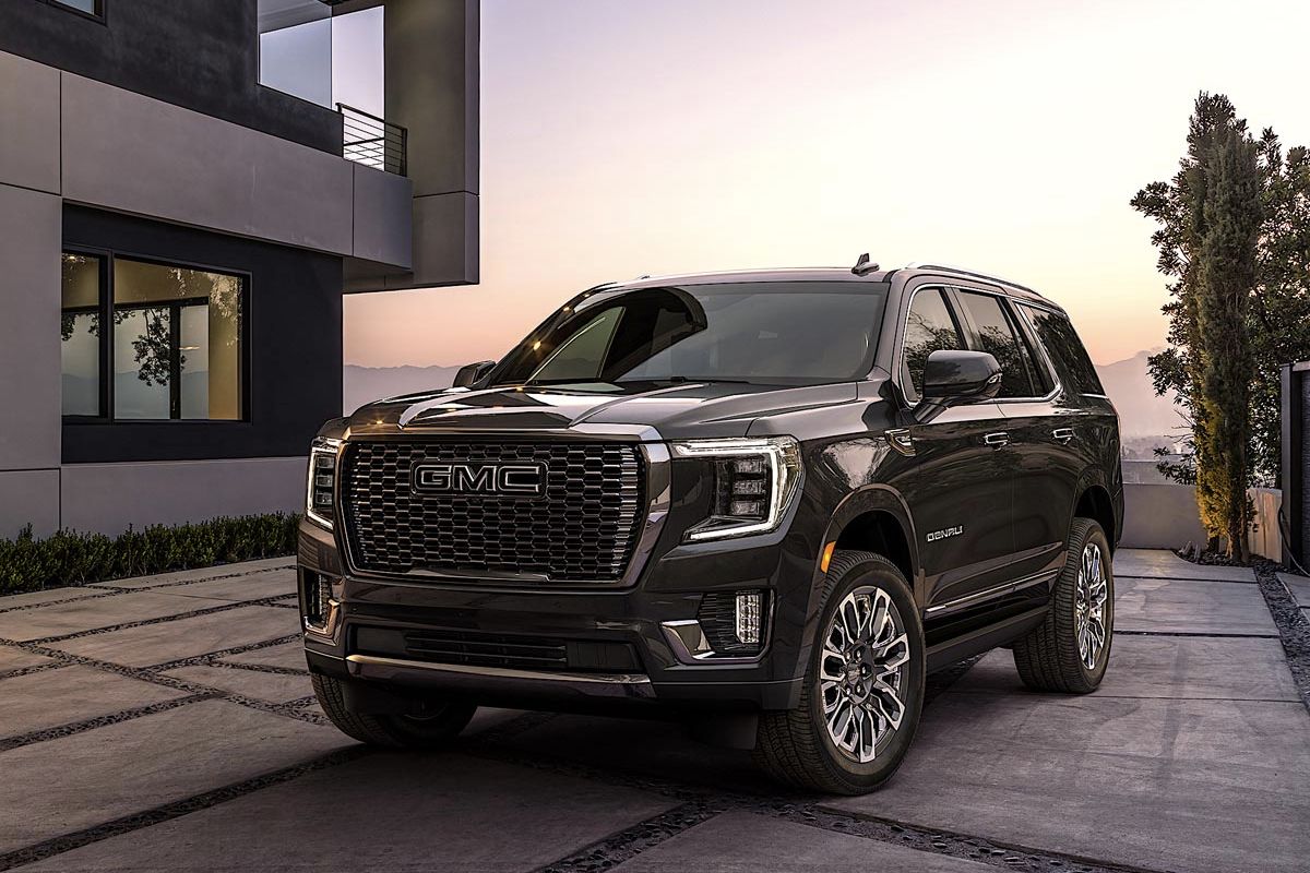 Gmc Yukon Denali Price In India Colors Mileage Top Speed Features Specs And Competitors