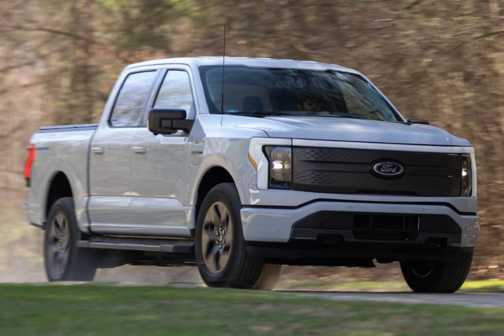 2024 Ford F150 Lightning Tremor Rendered with OffRoad Upgrades