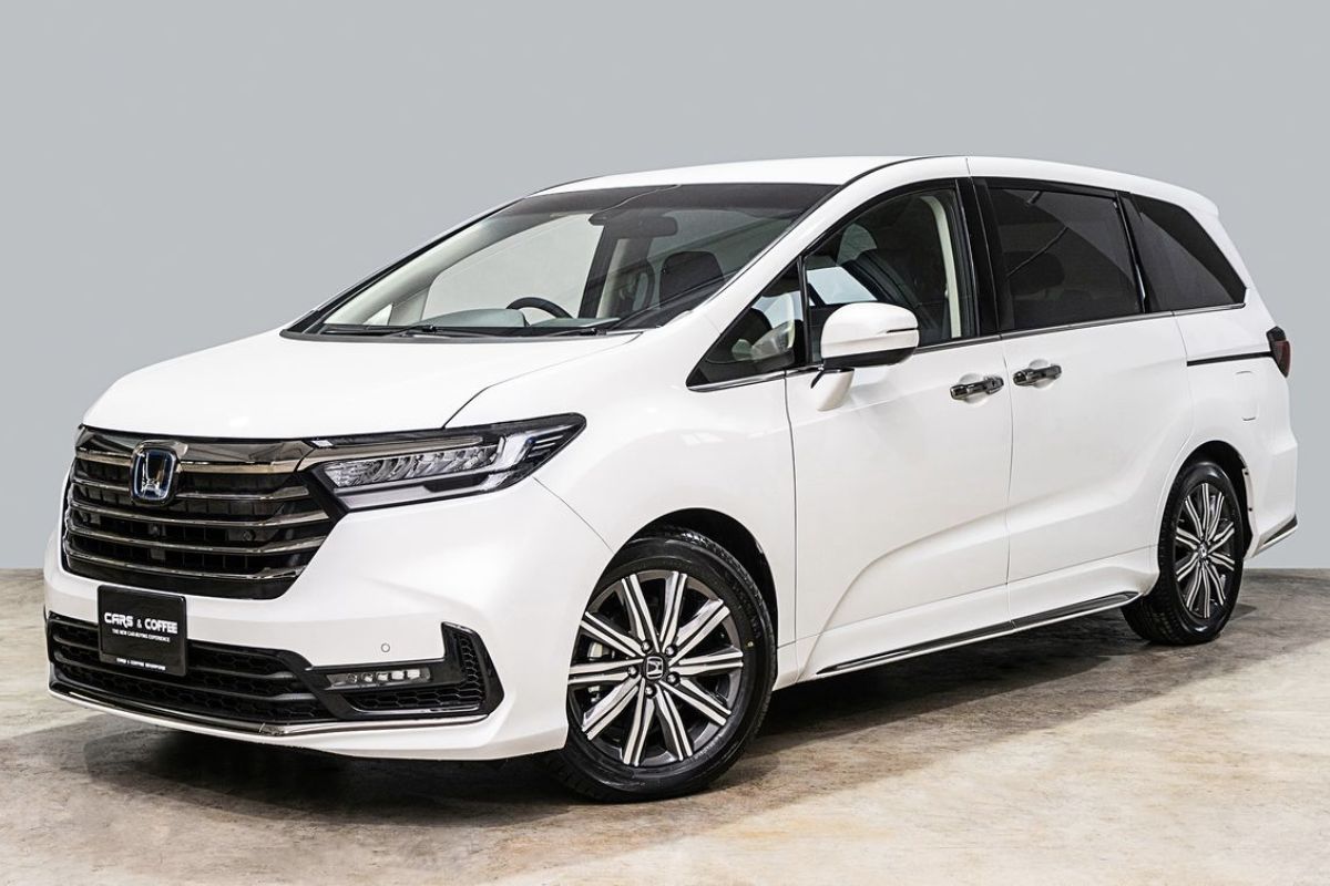 2025 Honda Odyssey Hybrid Celie Mercedes